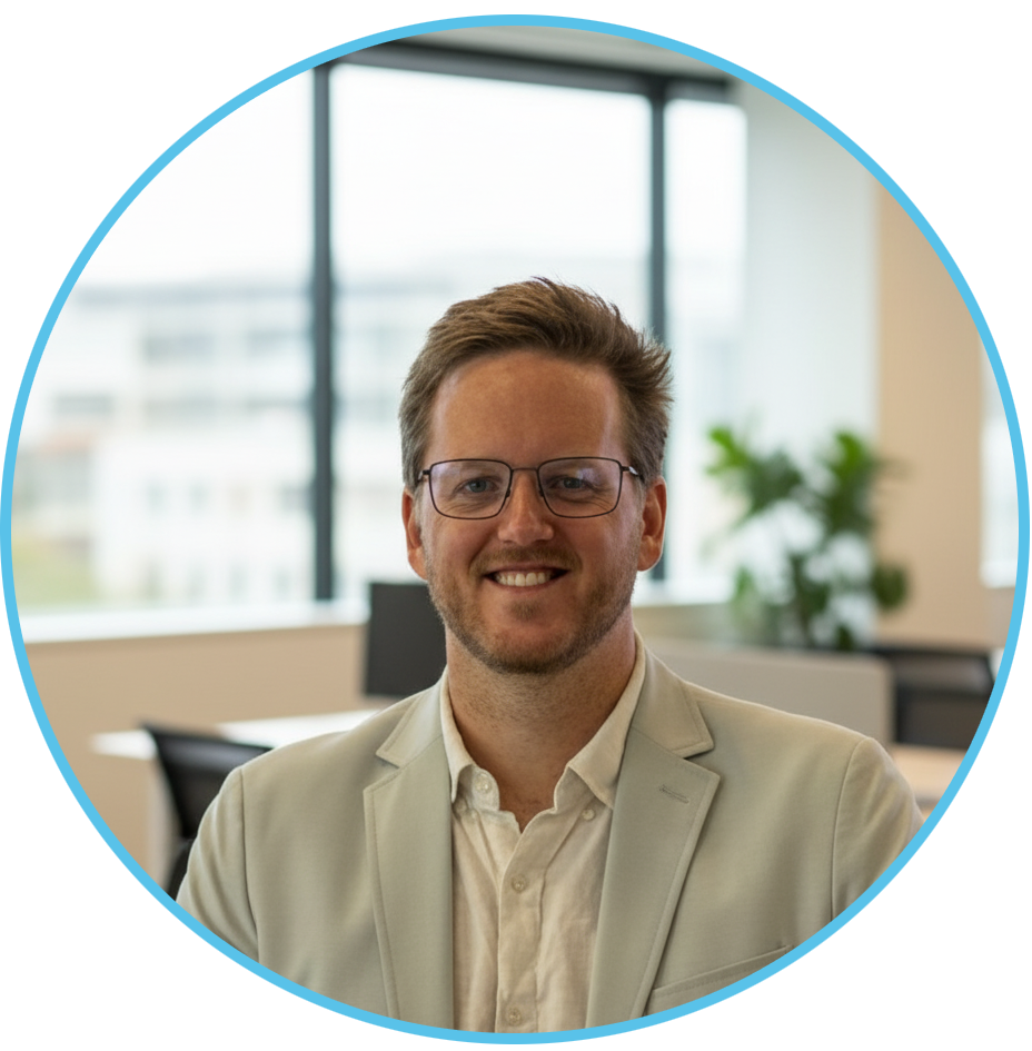 marcus_strung_circle_headshot